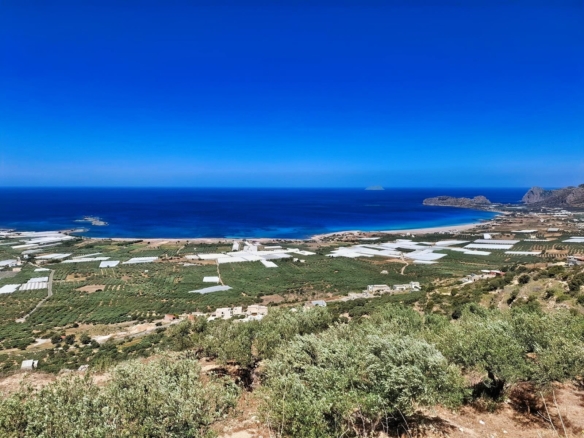 Unique plot with a high building allowance & a subsidy for the hotel construction above Falasarna!