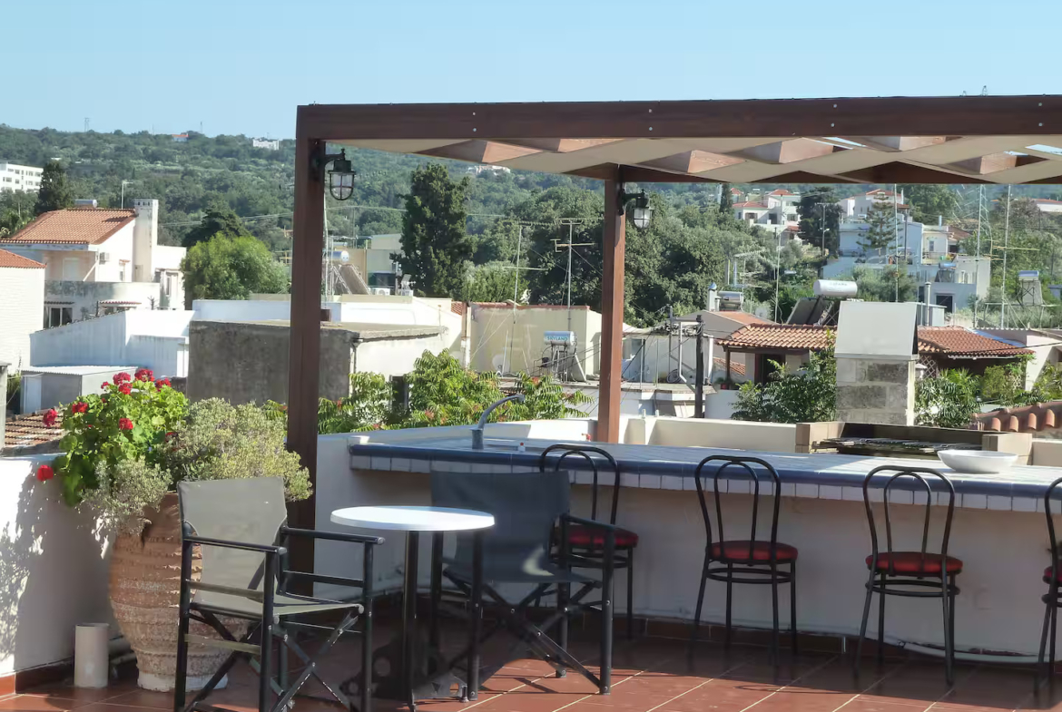One-bedroom apartment with a shared pool in Atsipopoulo close to Rethymno