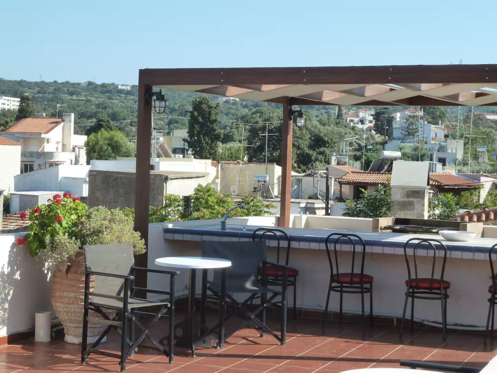 12 One-bedroom apartment with a shared pool in Atsipopoulo close to Rethymno