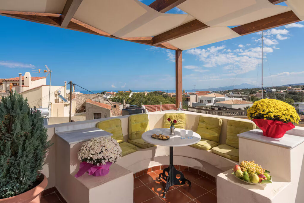 13 One-bedroom apartment with a shared pool in Atsipopoulo close to Rethymno