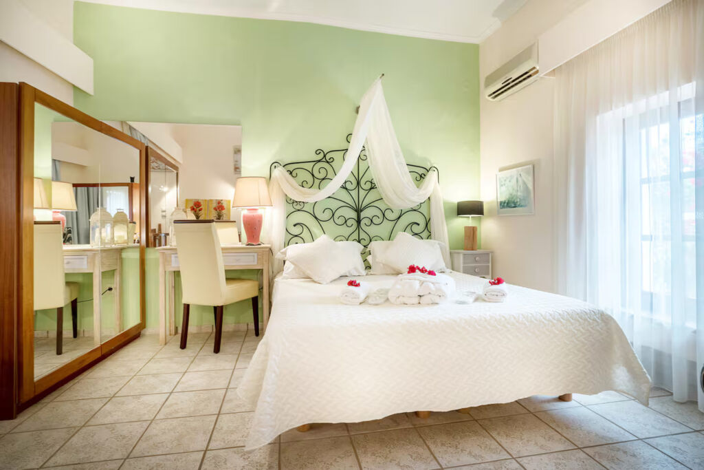 5 One-bedroom apartment with a shared pool in Atsipopoulo close to Rethymno