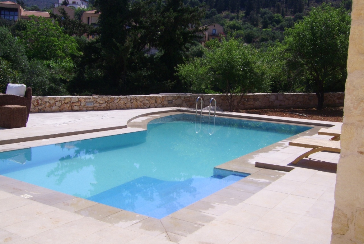 Detached 3-bedroom house with a pool & extra building capacity in Gavalochori