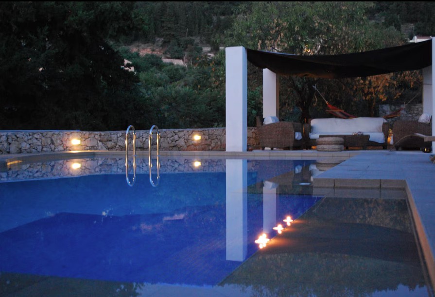 Detached 3-bedroom house with a pool & extra building capacity in Gavalochori