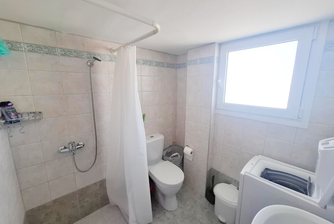 Beachfront one-bedroom apartment with White Mountains view in Almyrida