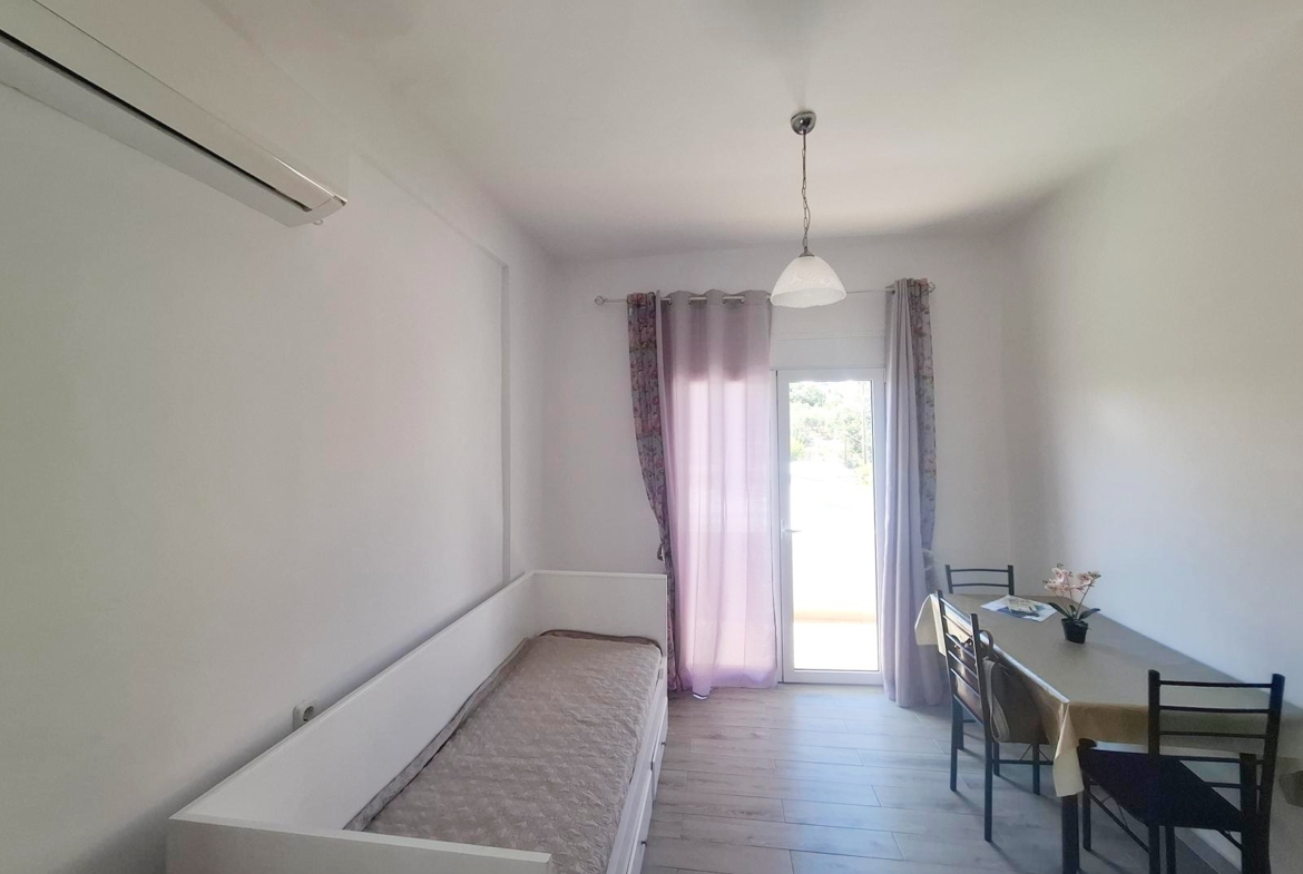 Beachfront one-bedroom apartment with White Mountains view in Almyrida