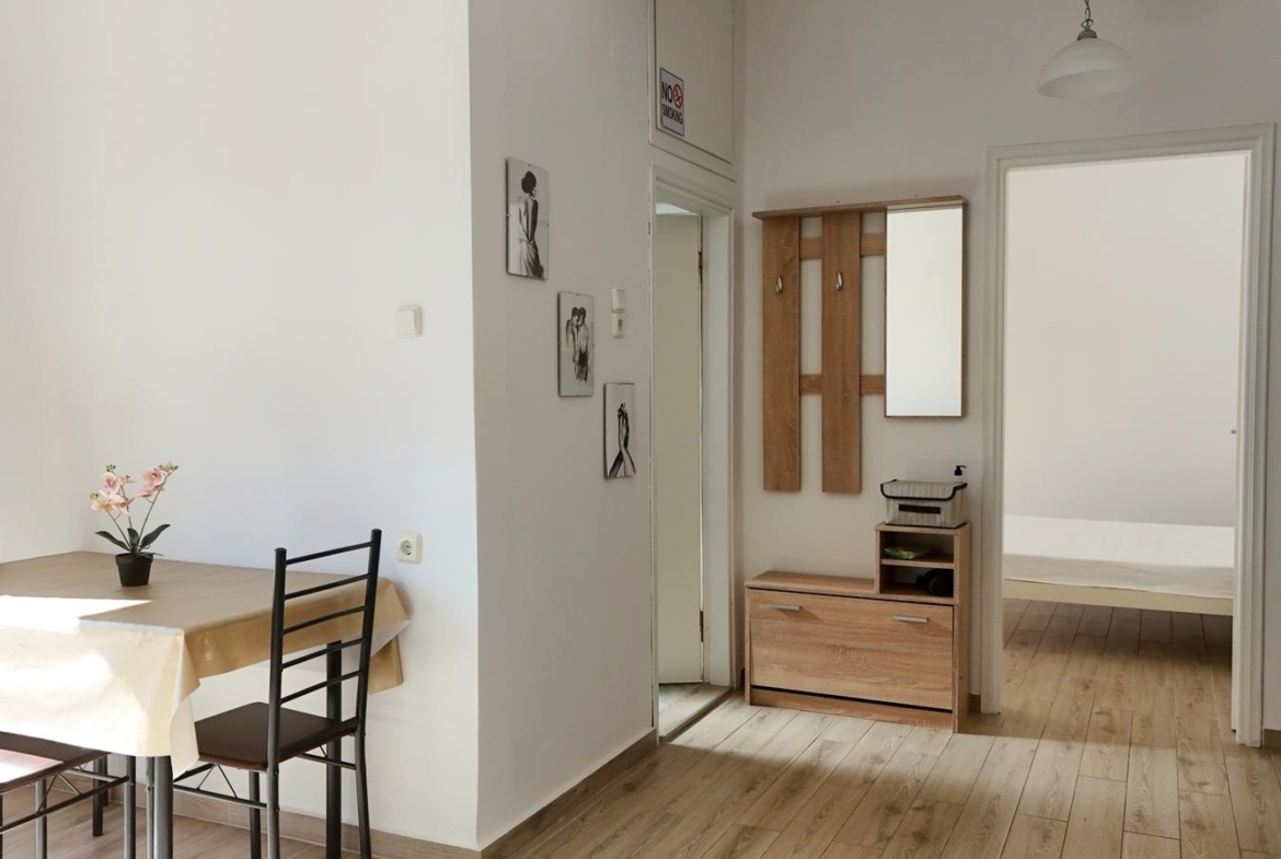 Beachfront one-bedroom apartment with White Mountains view in Almyrida
