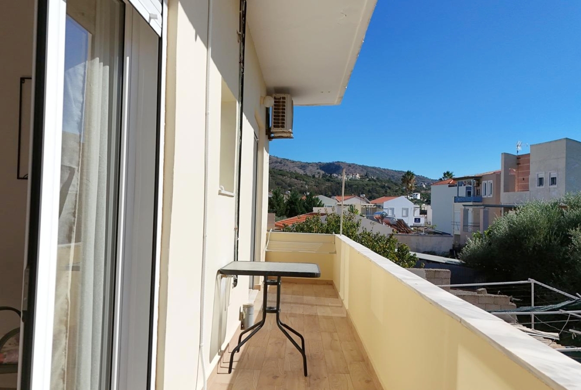 Beachfront one-bedroom apartment with White Mountains view in Almyrida