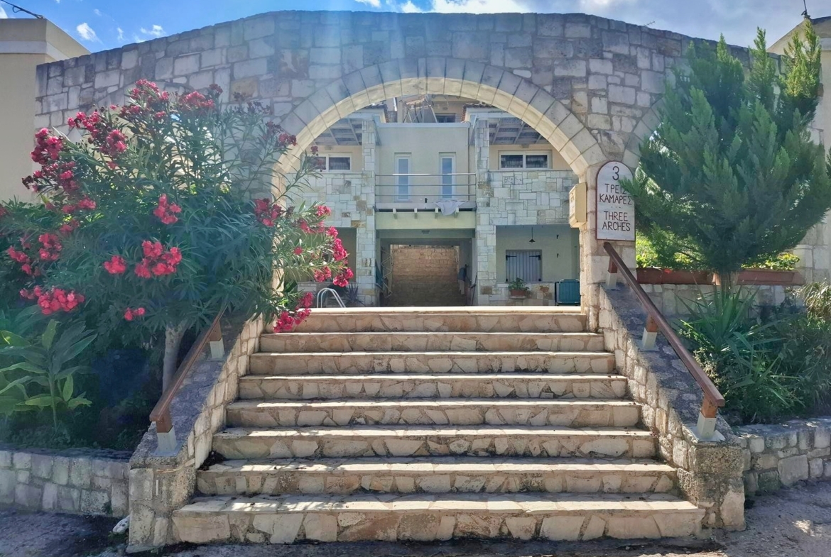 One-bedroom apartment with a shared pool & sea view within walking distance to the beach in Kalyves