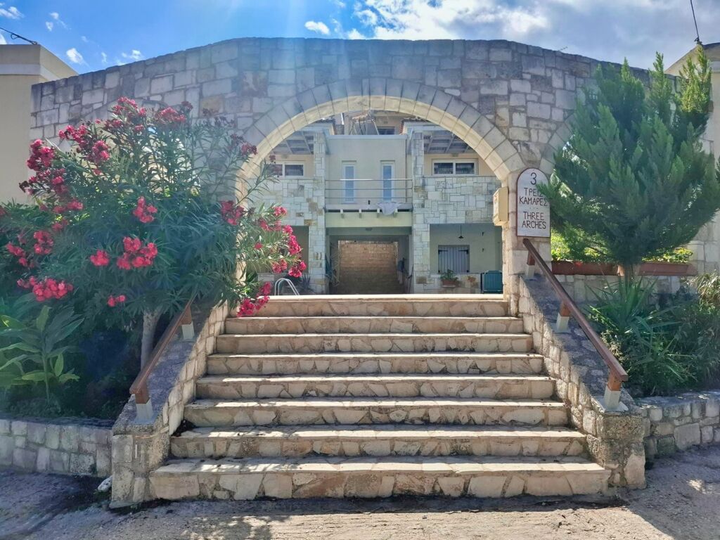 One-bedroom apartment with a shared pool & sea view within walking distance to the beach in Kalyves