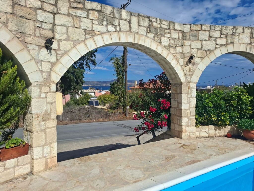 One-bedroom apartment with a shared pool & sea view within walking distance to the beach in Kalyves