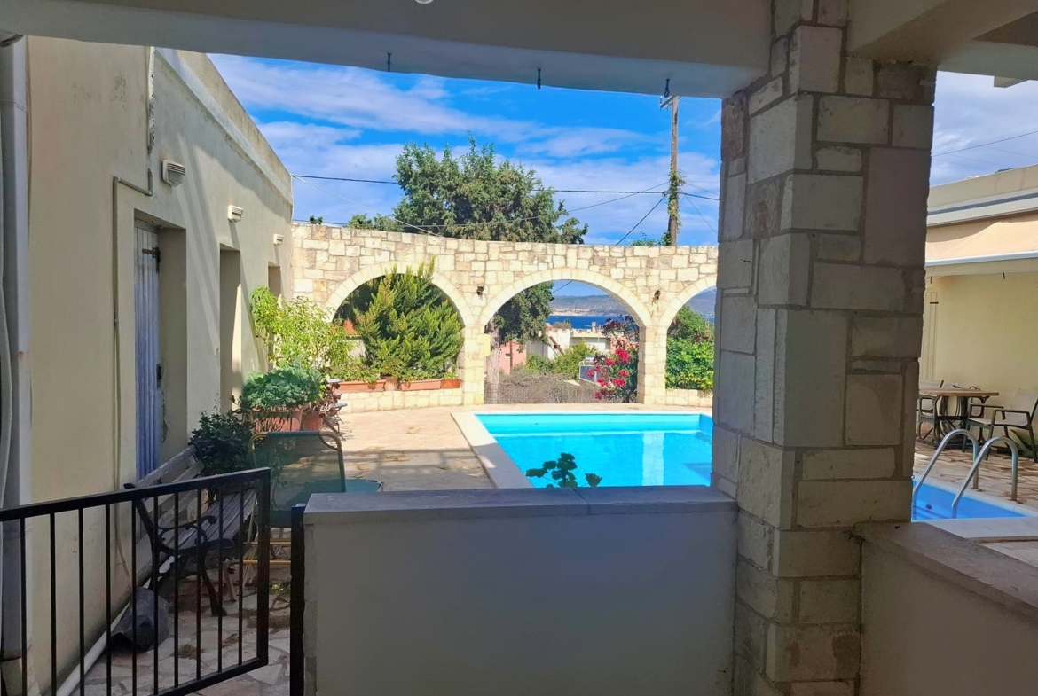 One-bedroom apartment with a shared pool & sea view within walking distance to the beach in Kalyves