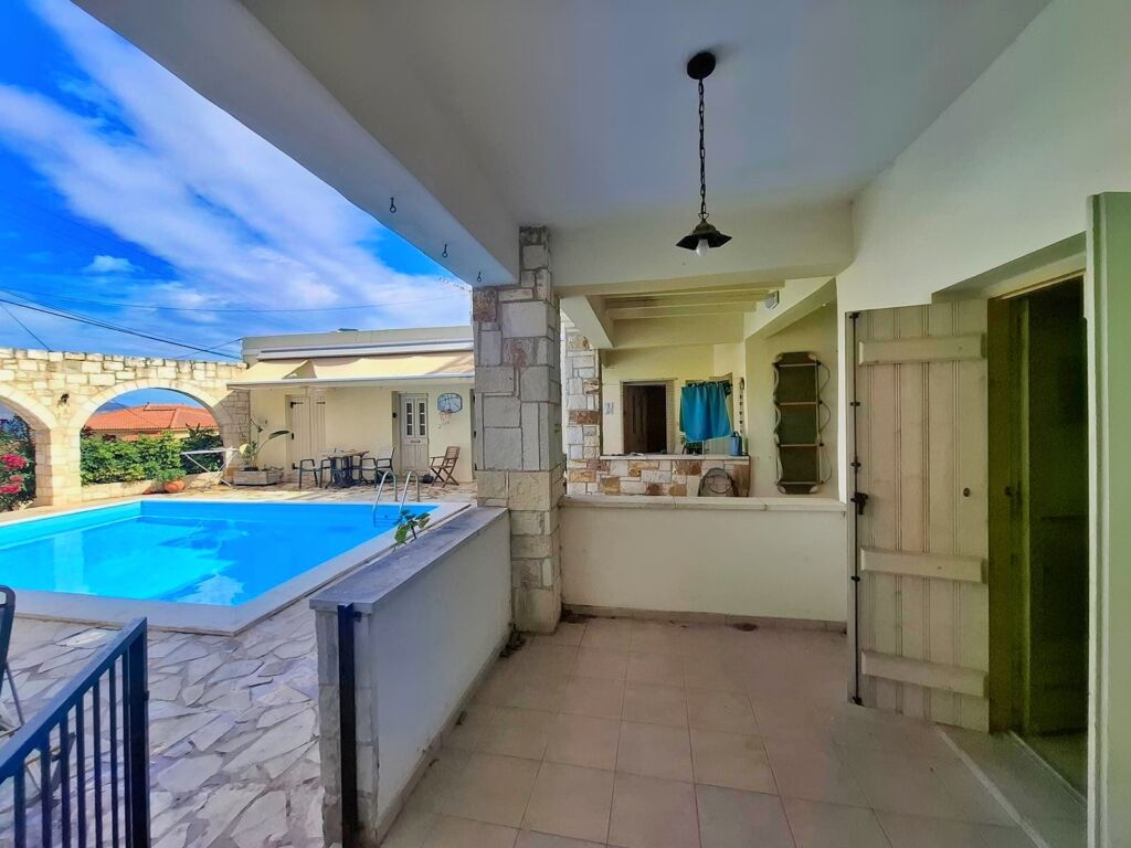 One-bedroom apartment with a shared pool & sea view within walking distance to the beach in Kalyves