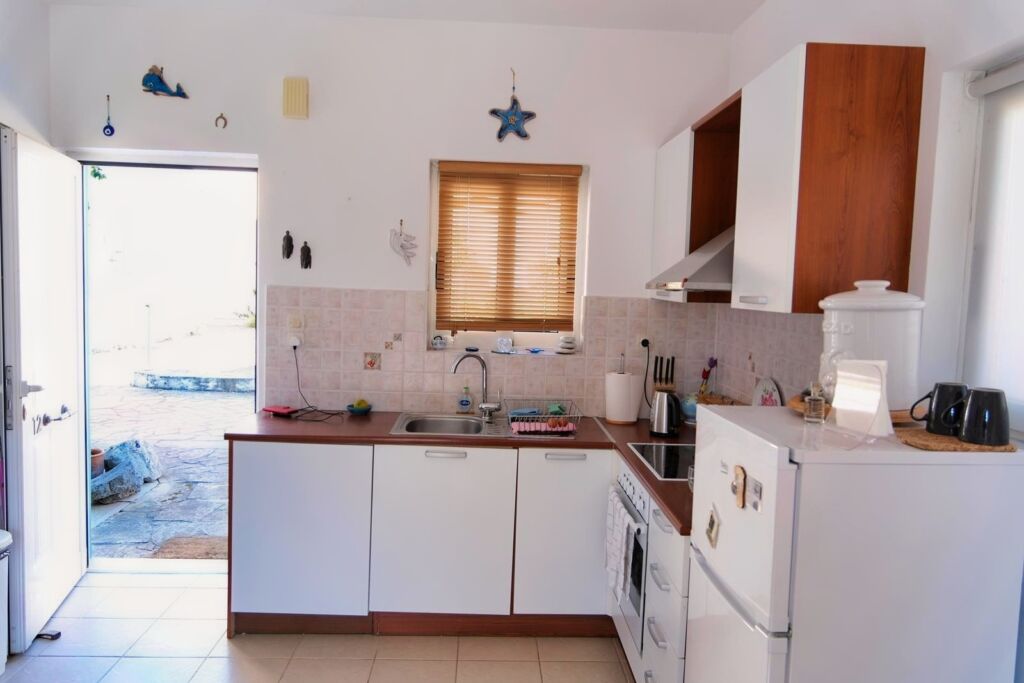 13 Two-bedroom house with a shared pool in Drapanos