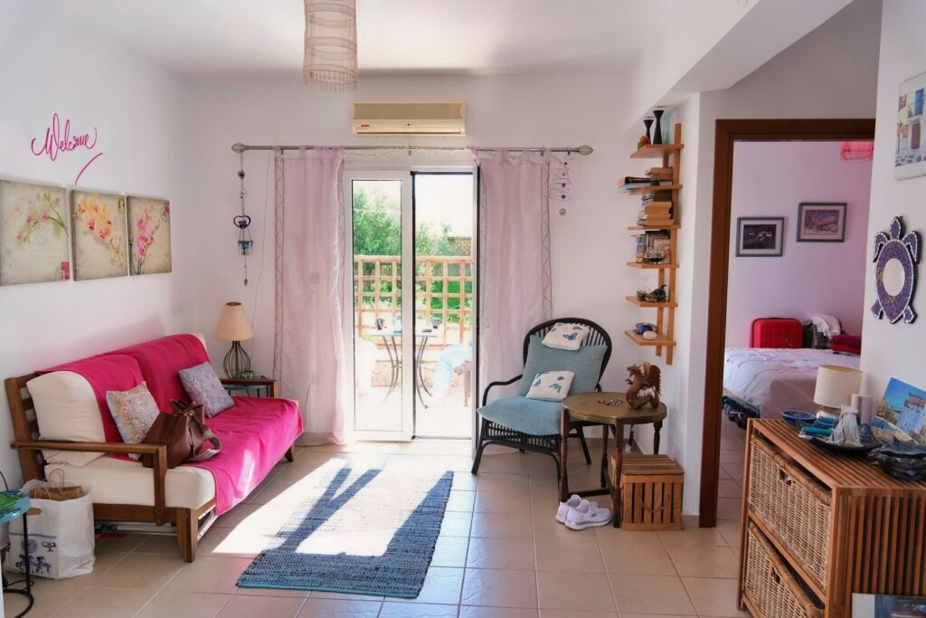 15 Two-bedroom house with a shared pool in Drapanos