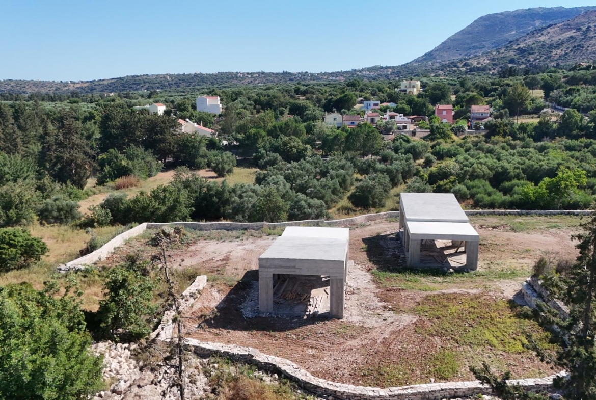 Newly built detached 2-bedroom house with White Mountains view in Gavalochori