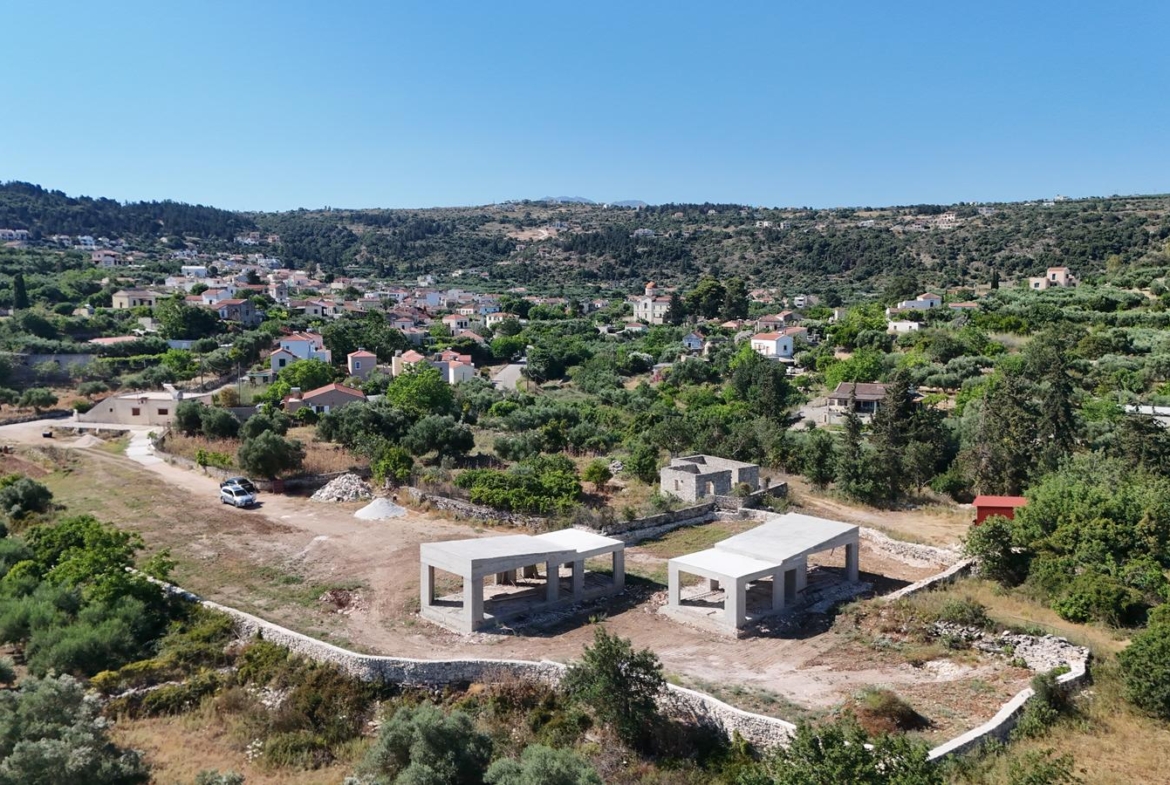 Newly built detached 2-bedroom house with White Mountains view in Gavalochori