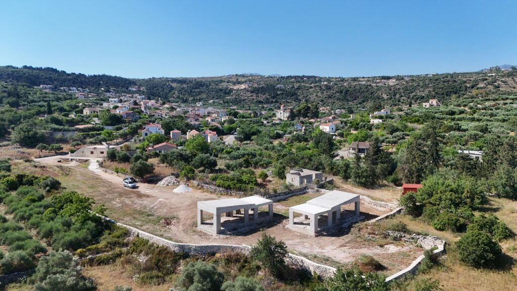 Newly built detached 2-bedroom house with White Mountains view in Gavalochori