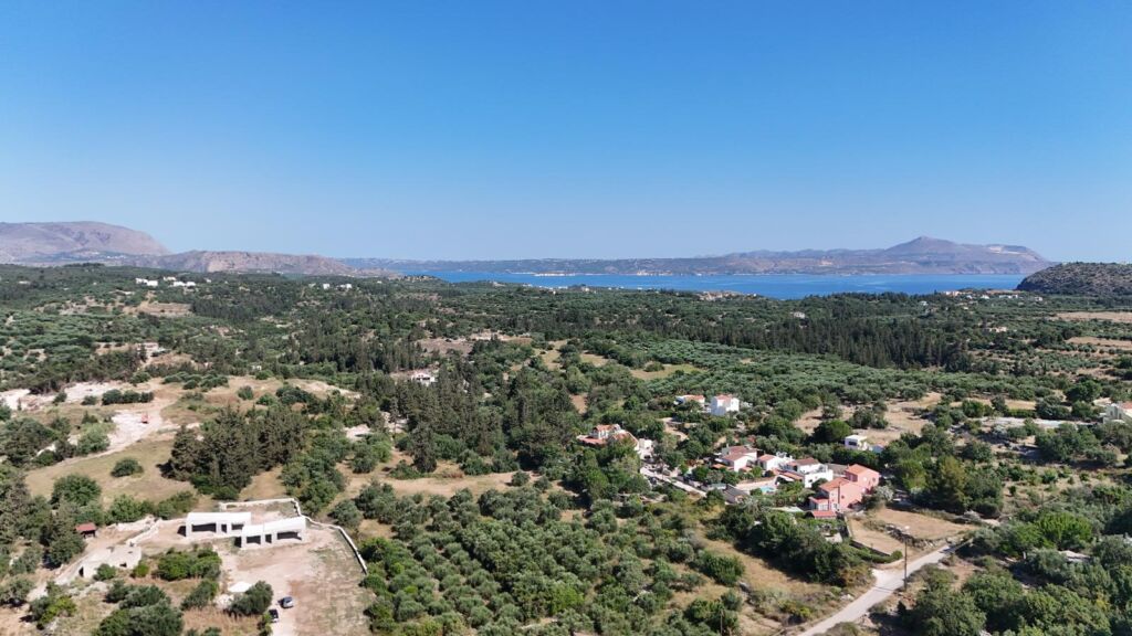 Newly built detached 2-bedroom house with White Mountains view in Gavalochori