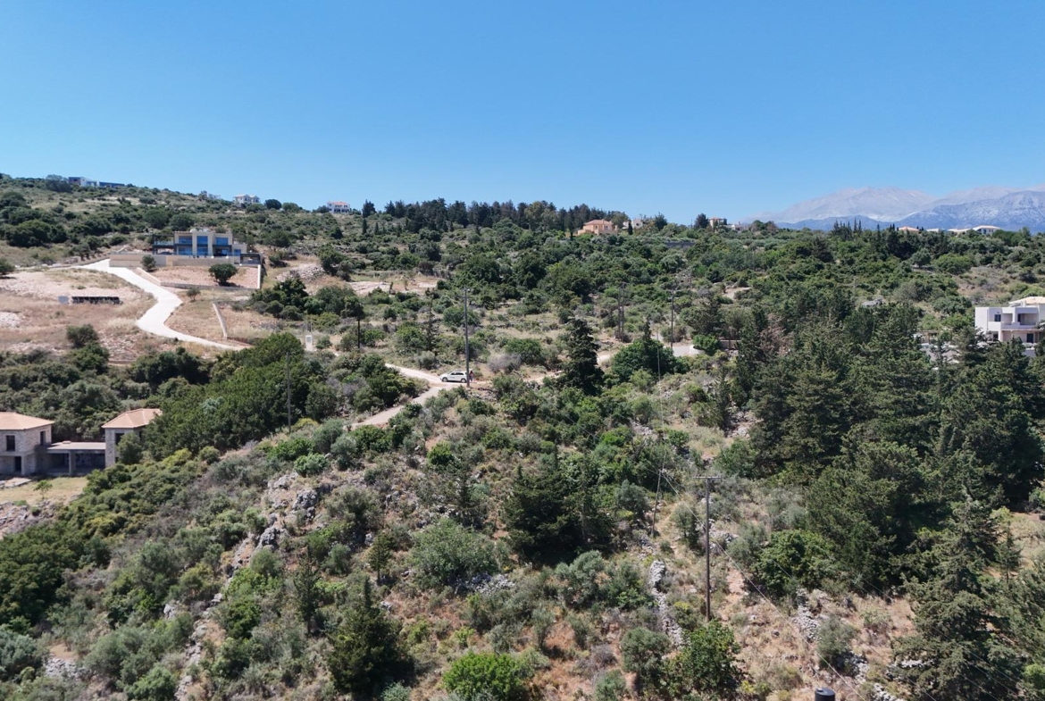 Building plot with sea & village views in Gavalochori
