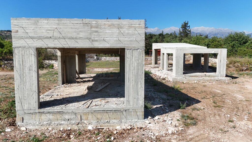 Newly built detached 2-bedroom house with White Mountains view in Gavalochori
