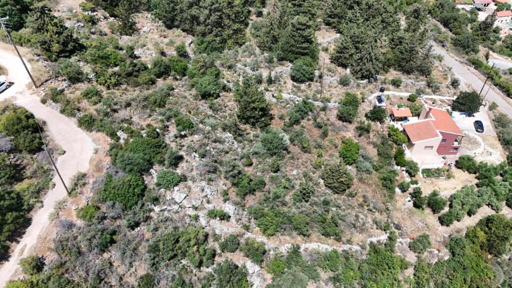 Building plot with sea & village views in Gavalochori