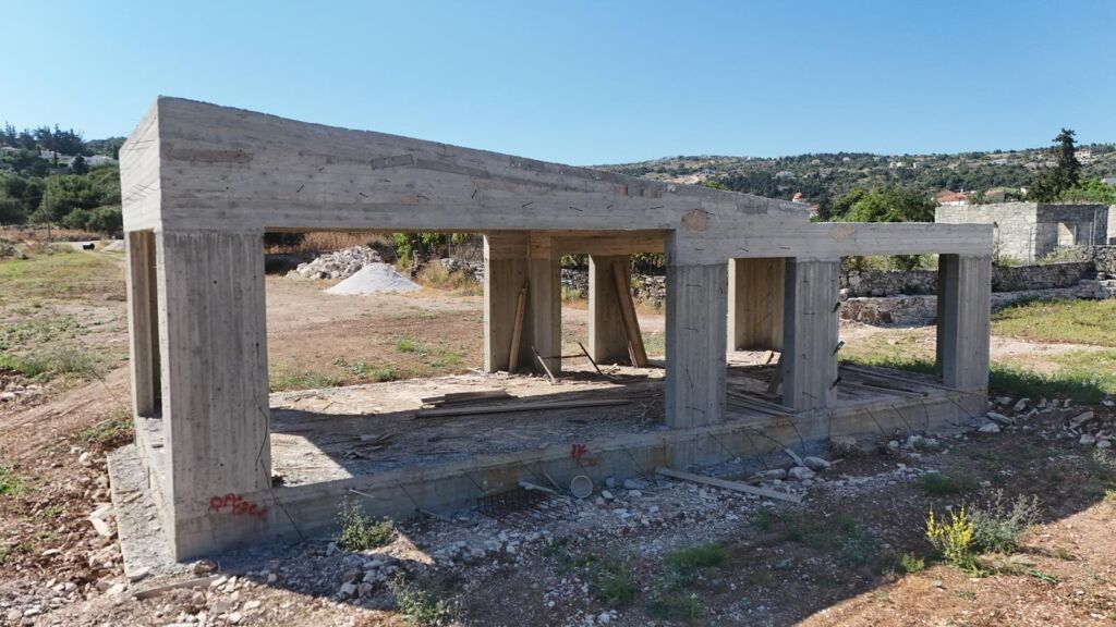 Newly built detached 2-bedroom house with White Mountains view in Gavalochori