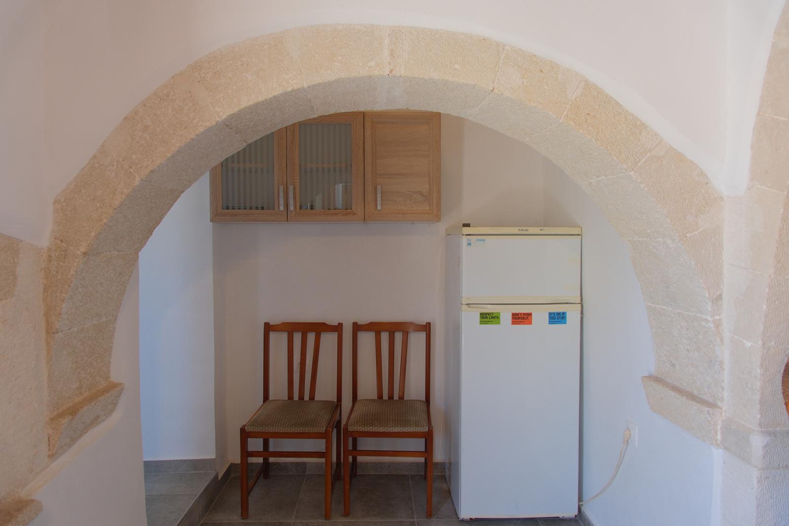 Long-term rental! Traditional beautifully restored stone house in Litsarda