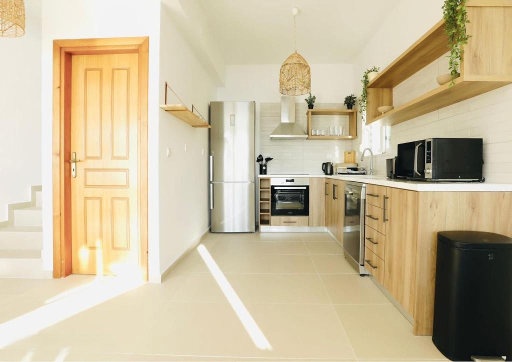 Three-bedroom villa with private pool & amazing sea views in Plaka near Almyrida beach